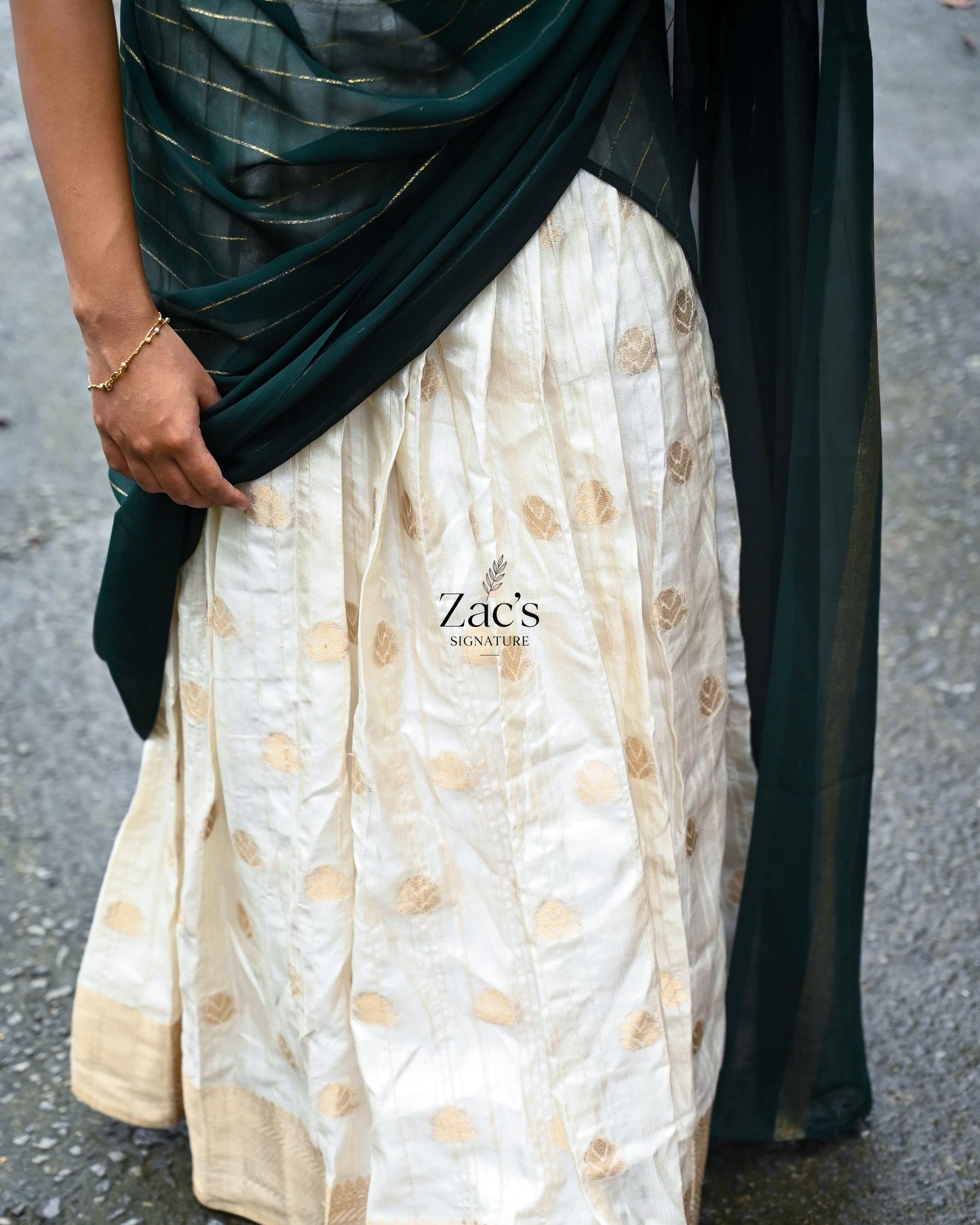 Halfsaree - Off white and Green